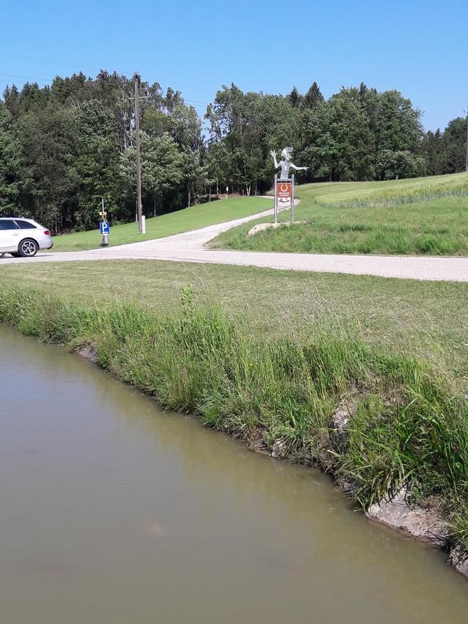 Gasthof-Pension Silvia Haibach ob der Donau المظهر الخارجي الصورة